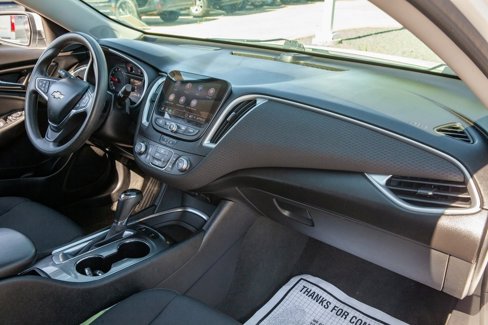 Used 2020 Chevrolet Malibu LS w/ Driver Confidence Package II image 11