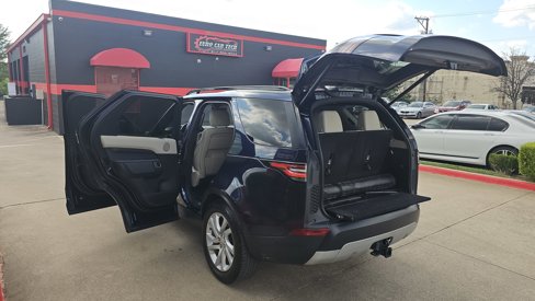 Used 2018 Land Rover Discovery HSE image 20