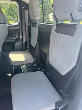 Used 2020 Toyota Tacoma SR5 image 6