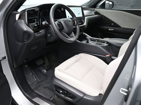 Used 2024 Lexus TX 350 AWD w/ Technology Package image 2
