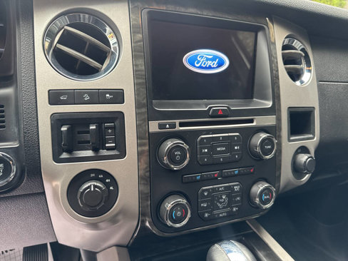 Used 2017 Ford Expedition EL Limited w/ Equipment Group 301A image 24