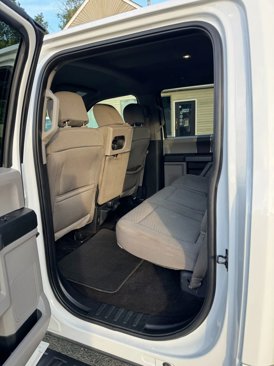 Used 2018 Ford F150 XLT image 24