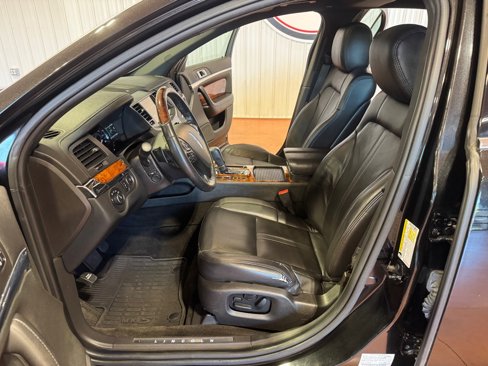 Used 2015 Lincoln MKS AWD w/ Equipment Group 201A image 16