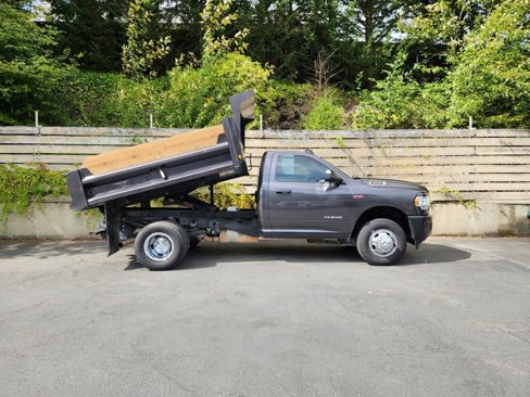 Used 2022 RAM 3500 Tradesman image 7