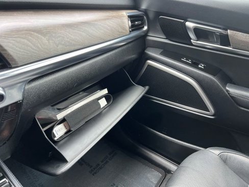 Used 2022 Kia Telluride EX image 36
