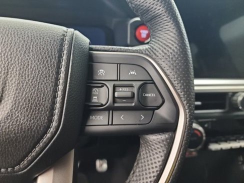 Used 2024 Toyota Tacoma TRD Sport w/ TRD Sport Upgrade Package image 39