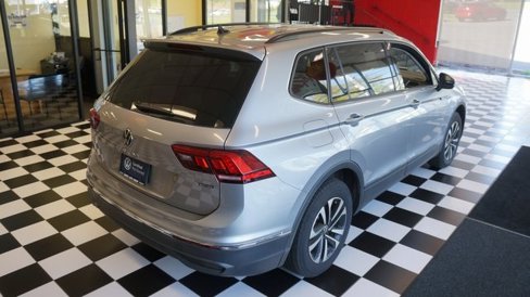 Used 2024 Volkswagen Tiguan S image 7