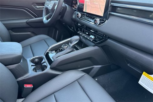 New 2025 GMC Canyon Elevation w/ Convenience Package image 17