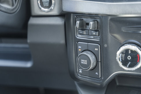 New 2025 Ford F250 Platinum image 32