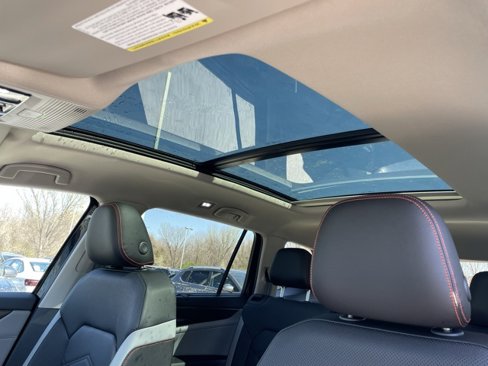 New 2025 Volkswagen Atlas Peak Edition SE image 21