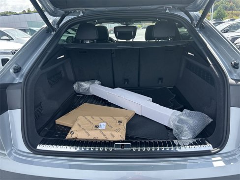 New 2025 Audi Q8 Premium image 34