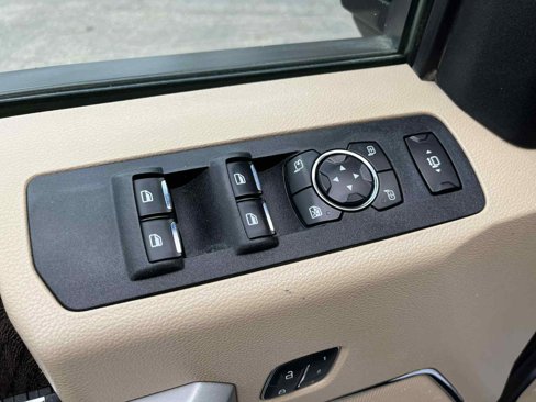 Used 2019 Ford F250 Lariat w/ Lariat Ultimate Package image 20