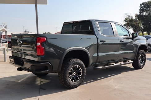 New 2026 Chevrolet Silverado 1500 ZR2 image 17