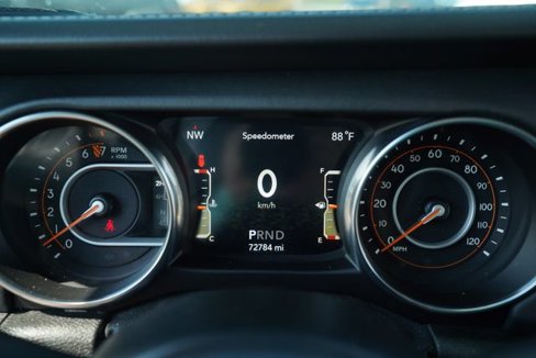 Used 2020 Jeep Wrangler Unlimited Sahara image 26