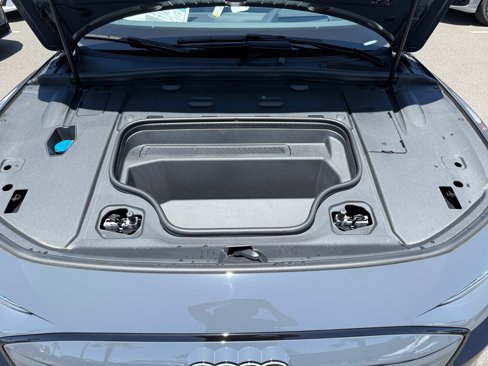 New 2025 Audi A6 e-tron Premium Plus image 20