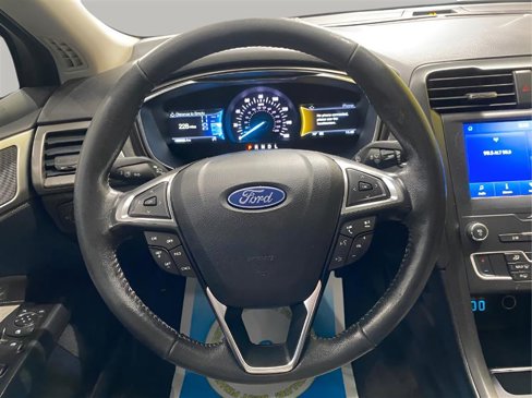 Used 2020 Ford Fusion SE w/ Equipment Group 151A image 11