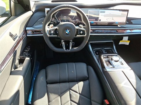New 2026 BMW 760i xDrive image 10
