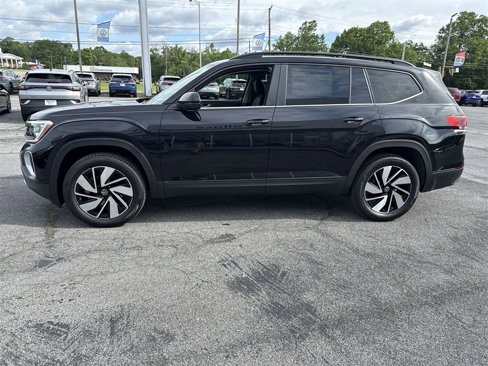 New 2025 Volkswagen Atlas SE image 3
