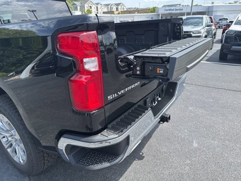 New 2026 Chevrolet Silverado 1500 LTZ image 23