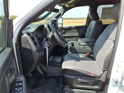 New 2026 RAM 5500 Tradesman w/ Chrome Appearance Group image 4