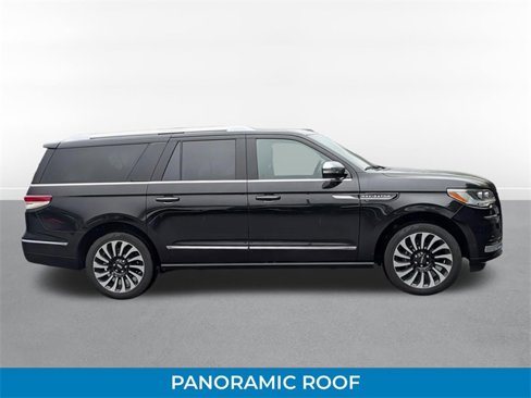 Used 2024 Lincoln Navigator L Black Label image 2
