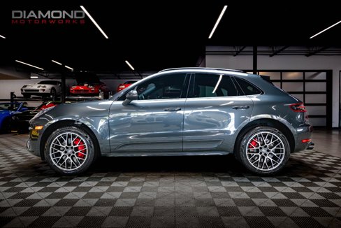 Used 2018 Porsche Macan Turbo image 12