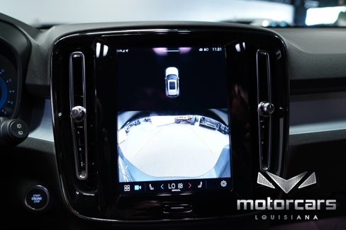 Used 2024 Volvo XC40 B5 Core image 37