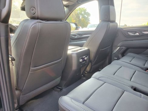 Certified 2023 GMC Yukon Denali w/ LPO, Floor Liner Package image 11