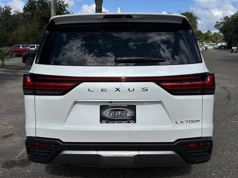 New 2025 Lexus LX 700h Overtrail image 4
