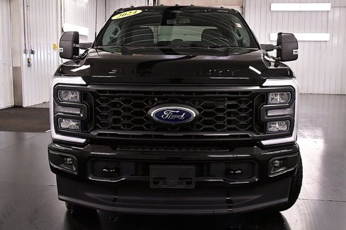 Used 2024 Ford F250 XLT w/ XLT Premium Package image 2