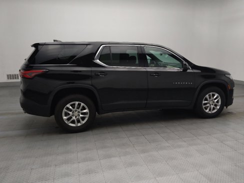 Used 2022 Chevrolet Traverse LS image 10