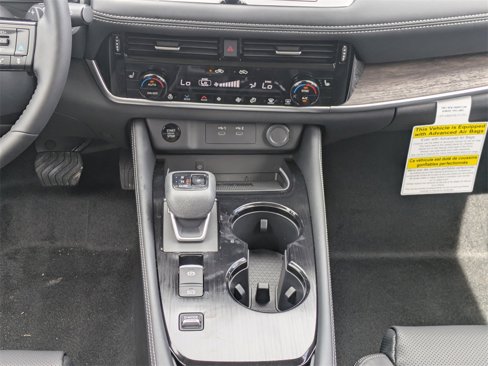 New 2025 Nissan Rogue Platinum w/ Platinum Premium Package image 20