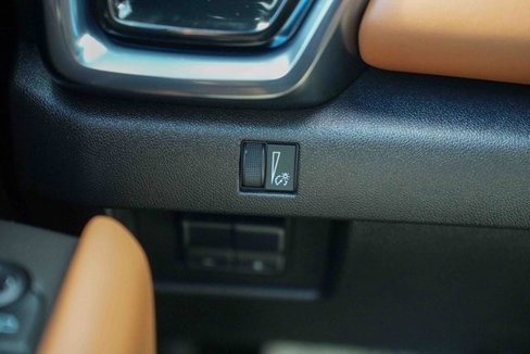 Used 2025 GMC Canyon AT4 image 31