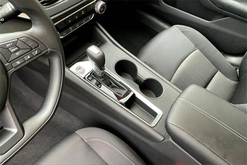 Certified 2025 Nissan Altima 2.5 S image 13