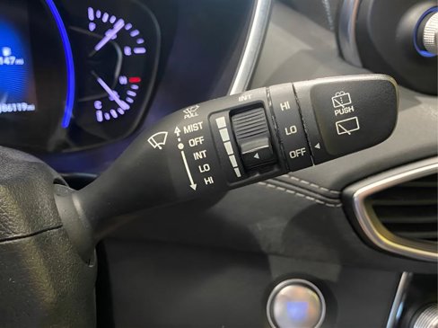 Used 2019 Hyundai Santa Fe Limited image 13