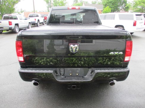 Used 2016 RAM 1500 Express image 4
