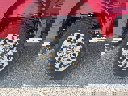 New 2025 Ford F250 Lariat image 18
