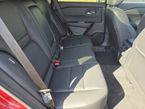 New 2026 Nissan Rogue SV image 12
