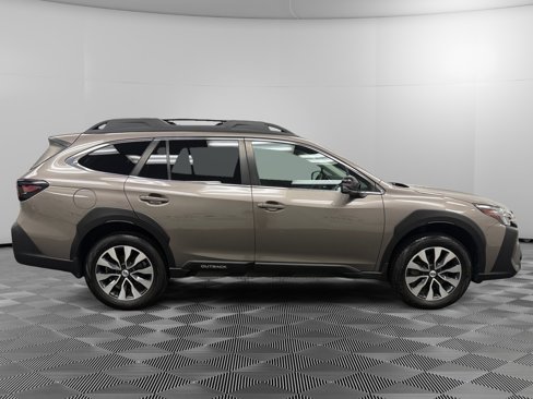 Certified 2023 Subaru Outback Limited image 6