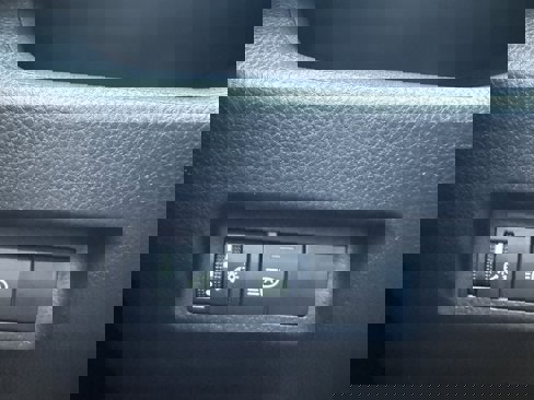 Used 2022 Toyota RAV4 XLE image 21