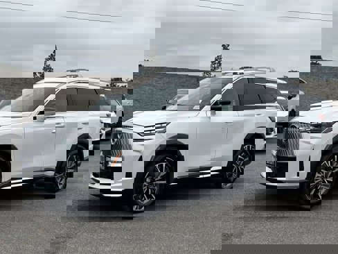 New 2026 INFINITI QX60 Luxe image 1