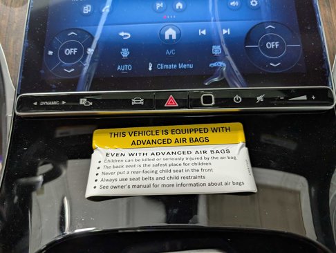 New 2025 Mercedes-Benz GLC 300 4MATIC image 30