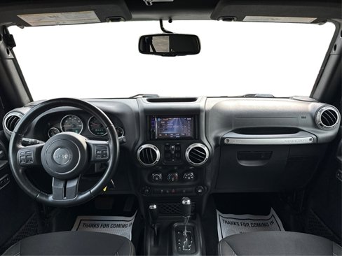 Used 2017 Jeep Wrangler Unlimited Rubicon w/ Connectivity Group image 21