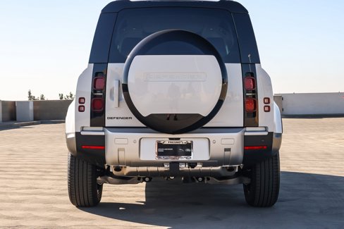 New 2025 Land Rover Defender 110 S image 5