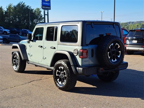 Used 2024 Jeep Wrangler Unlimited Rubicon 4xe image 3