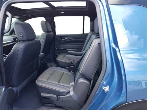 Used 2025 Chevrolet Traverse High Country w/ LPO, Floor Liner Package image 16