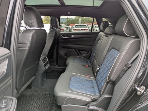 New 2026 Volkswagen Atlas Cross Sport SEL Premium R-Line image 29