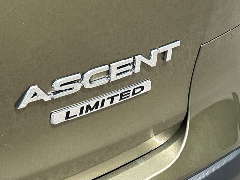 New 2025 Subaru Ascent Limited image 13