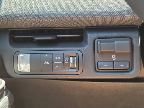 New 2026 GMC Sierra EV Elevation w/ Premium Package image 10