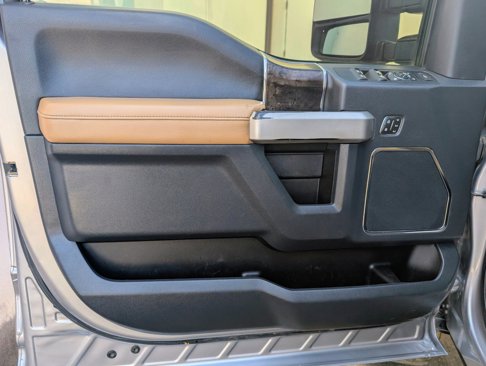 Used 2022 Ford F350 Lariat w/ Lariat Value Package image 11